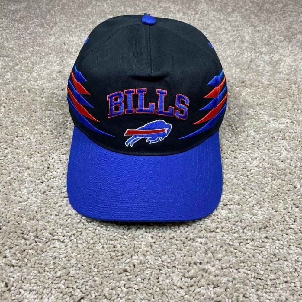 Buffalo Bulls‎ Diamond Cut Snapback Hat 47 SAMPLE NWT Cap Black Red Blue OSFA